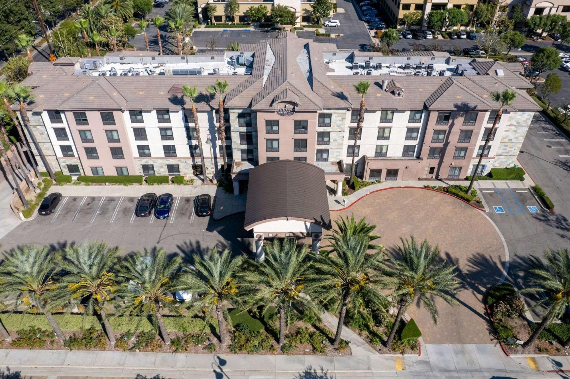 Country Inn & Suites By Radisson, Ontario At Ontario Mills, Ca Exterior photo